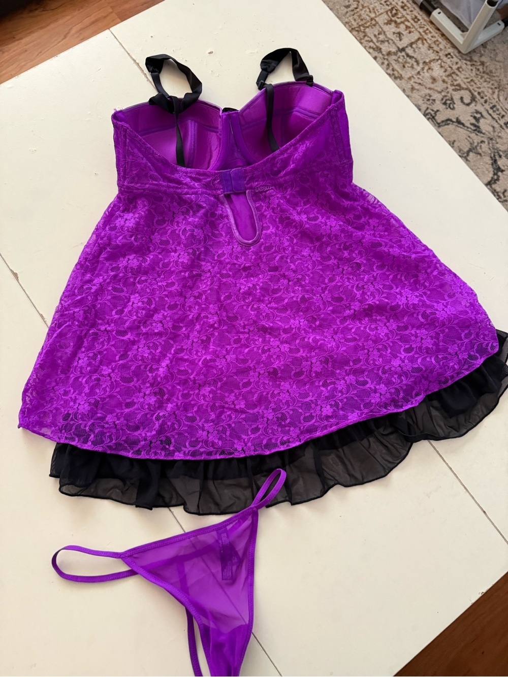 La Senza Purple Lace Babydoll Lingerie Set Thong Panty Black Rose Accent Sexy M - Picture 7 of 7